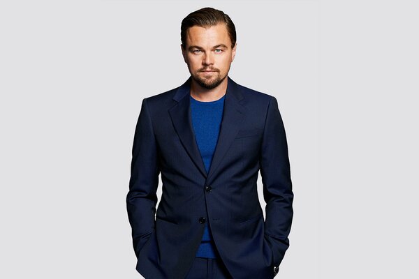 Leonardo DiCaprio im schönen Anzug