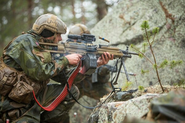 Norwegian soldiers in ambush