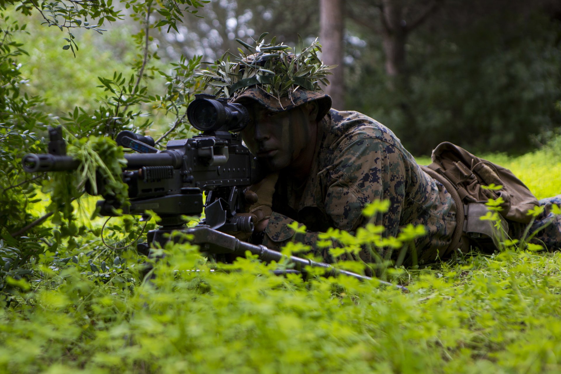 soldat armée armes