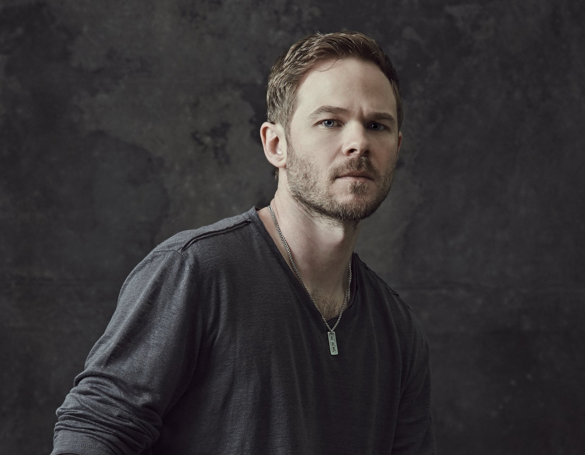 shawn ashmore portret