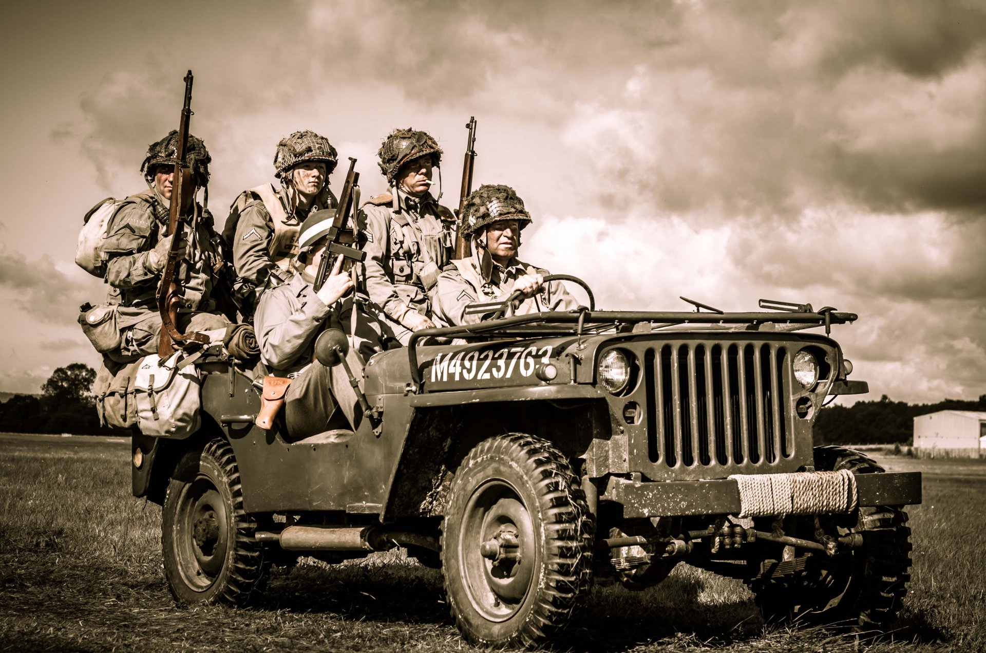 soldaten waffen ausrüstung jeep mb jeep mv jeep