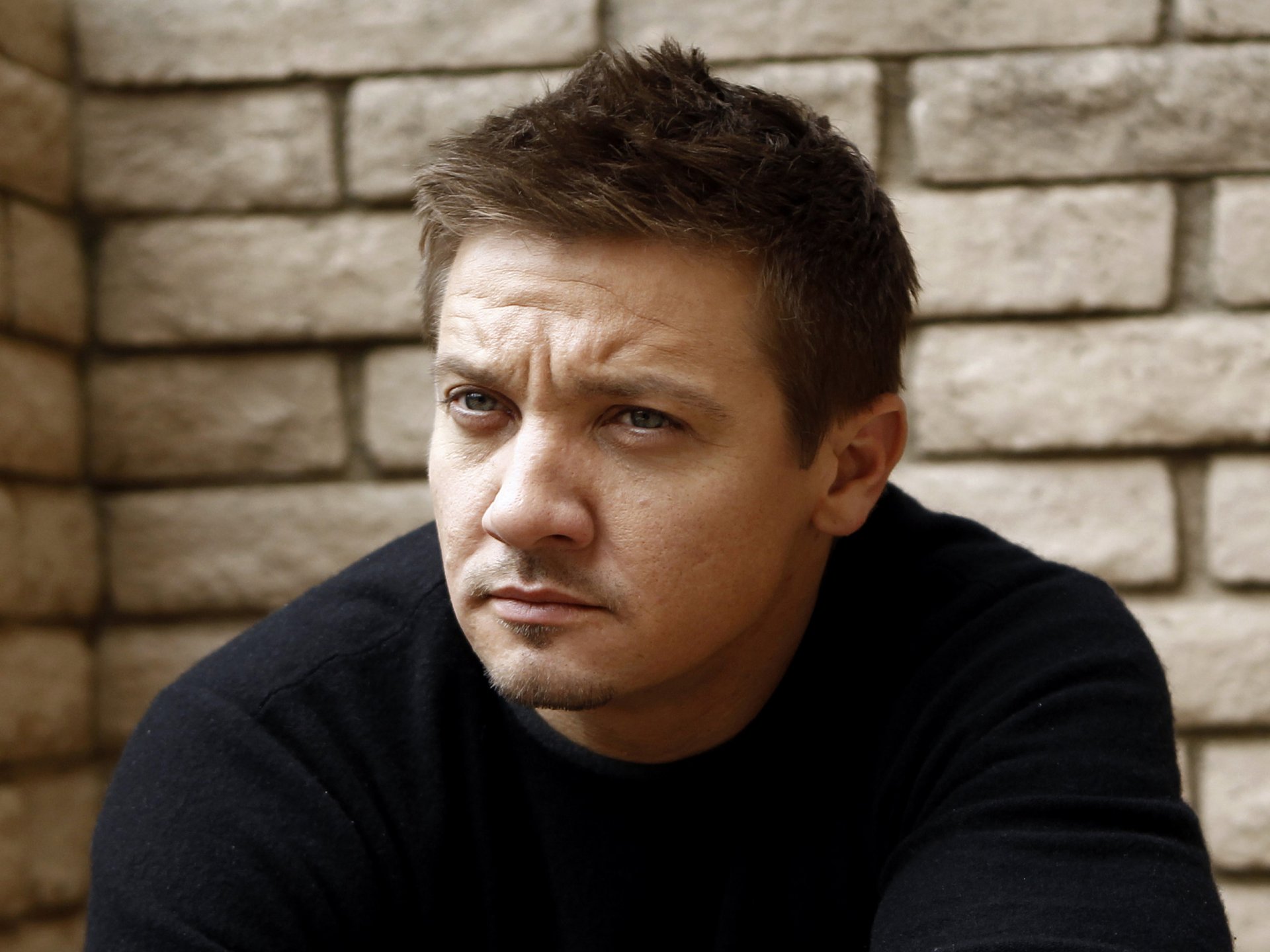 jeremy renner actor hombres