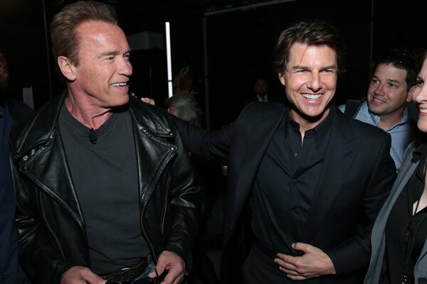 Arnold Schwarzenegger i Tom Cruise aktorzy i gwiazdy