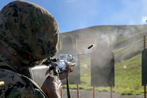 Soldier weapons war shoots