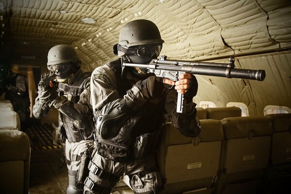 SWAT dans l armée en formation