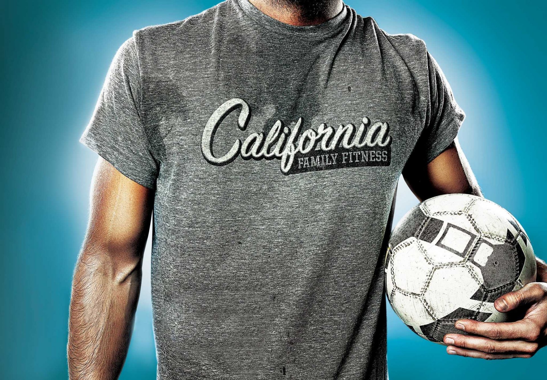 california familia fitness billboard hombre camiseta balón de fútbol