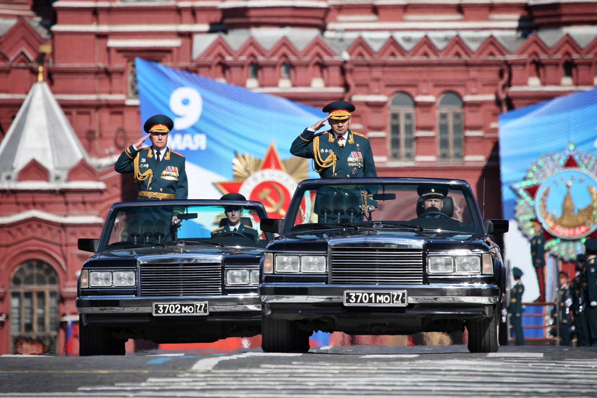 choïgou ministre de la défense russie défilé de la victoire place rouge 9 mai zil défilé fête