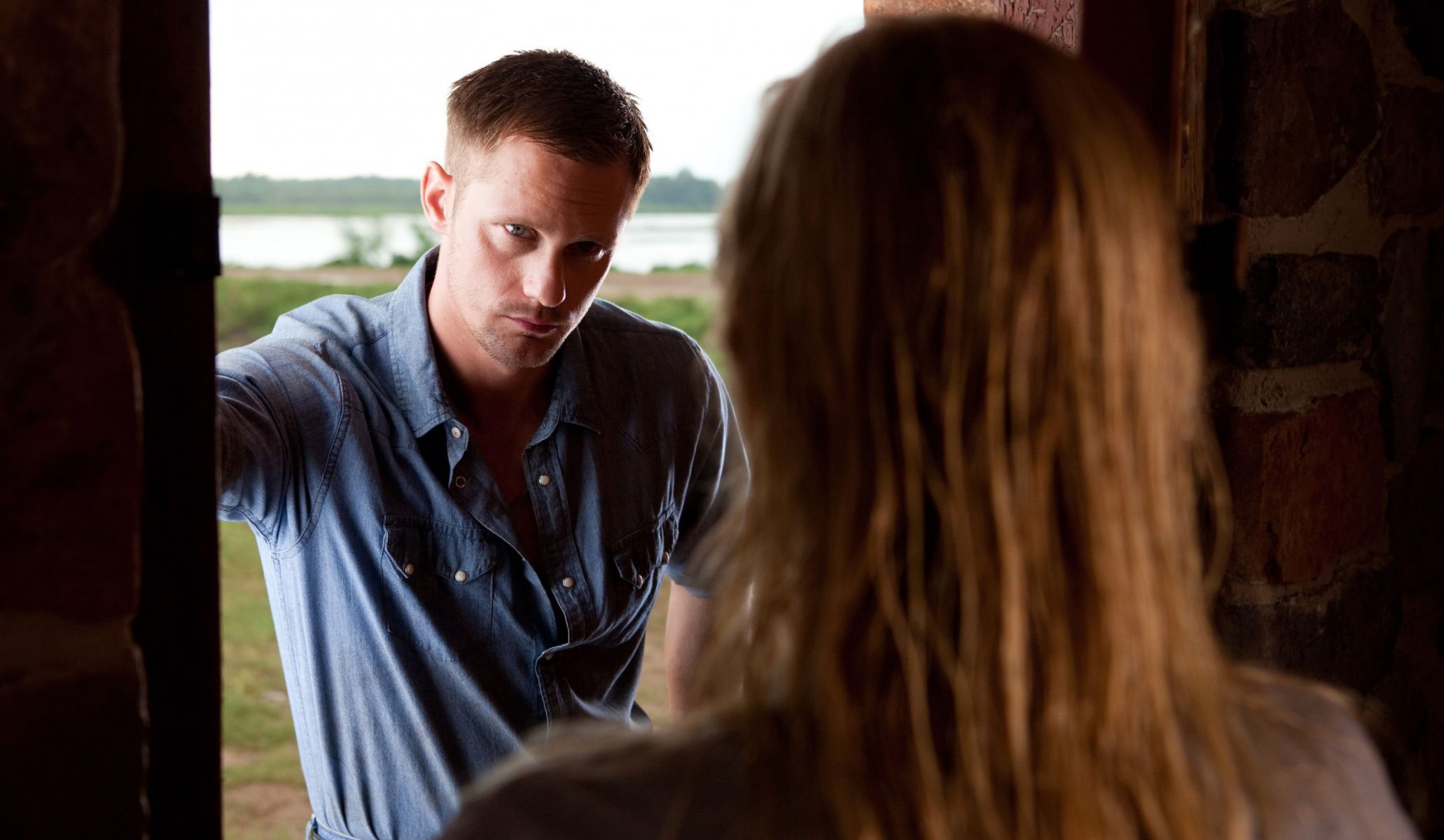 alexander skarsgard straw dogs role