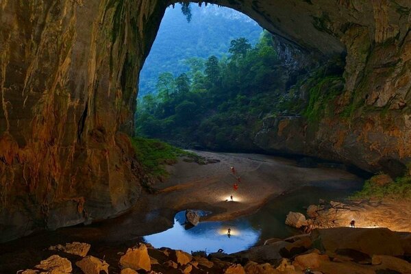 El Fabuloso mundo de la naturaleza de las rocas