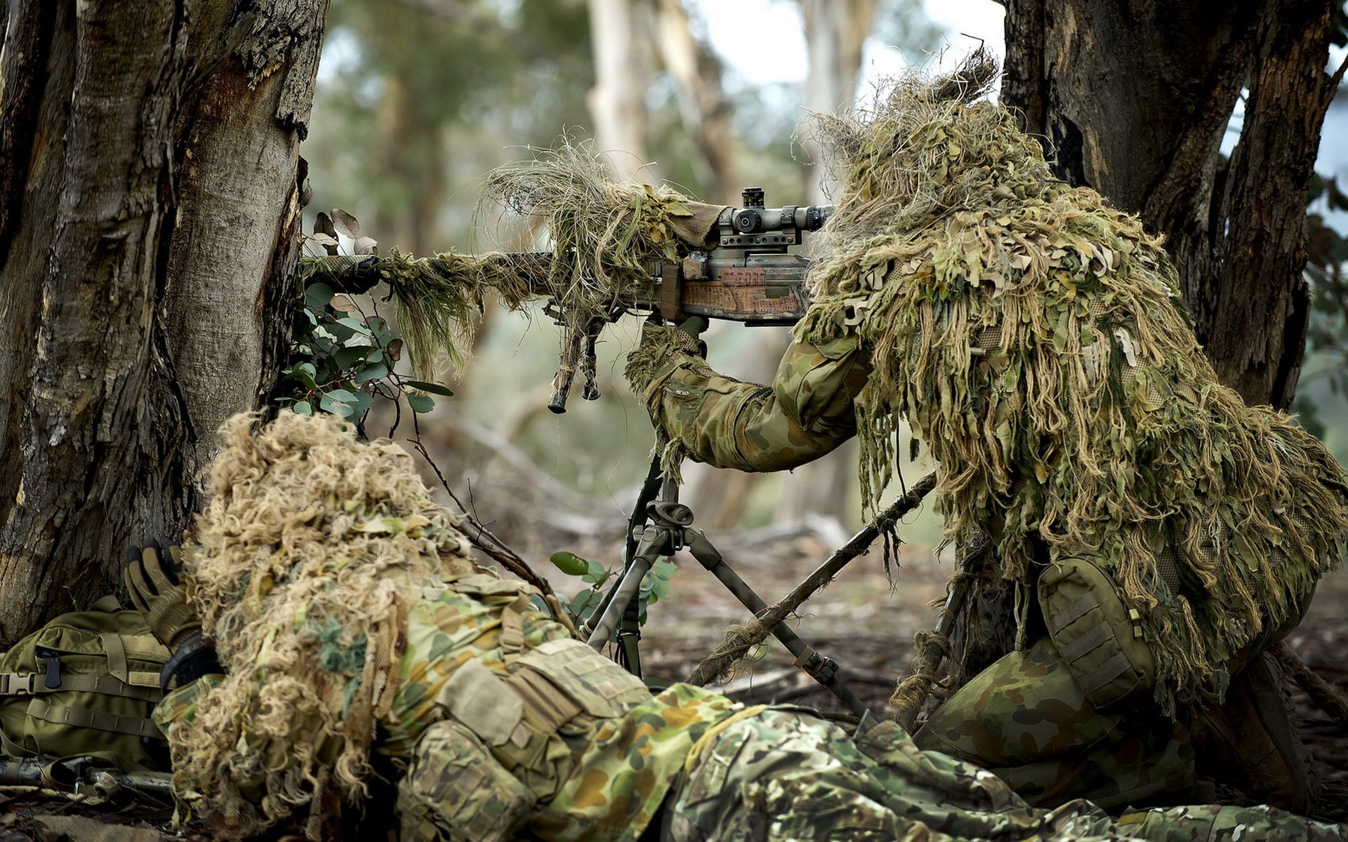 soldats armes armée