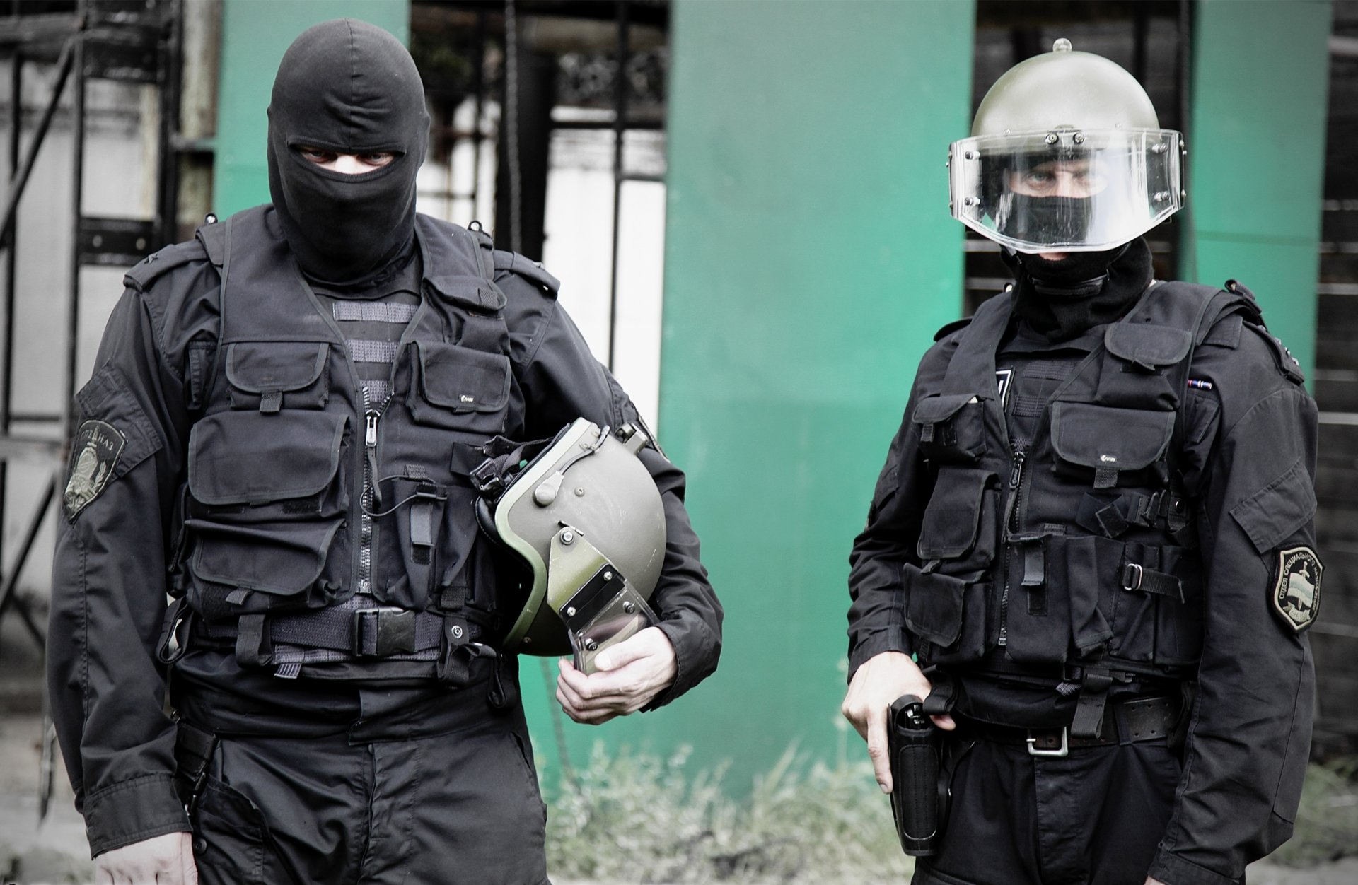 forces spéciales soldats combattants casque osn saturn masque uniforme