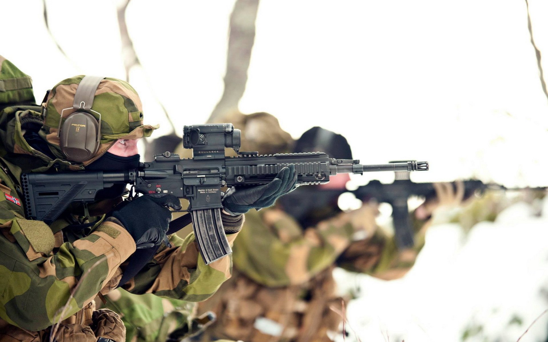 armée norvégienne soldats armes