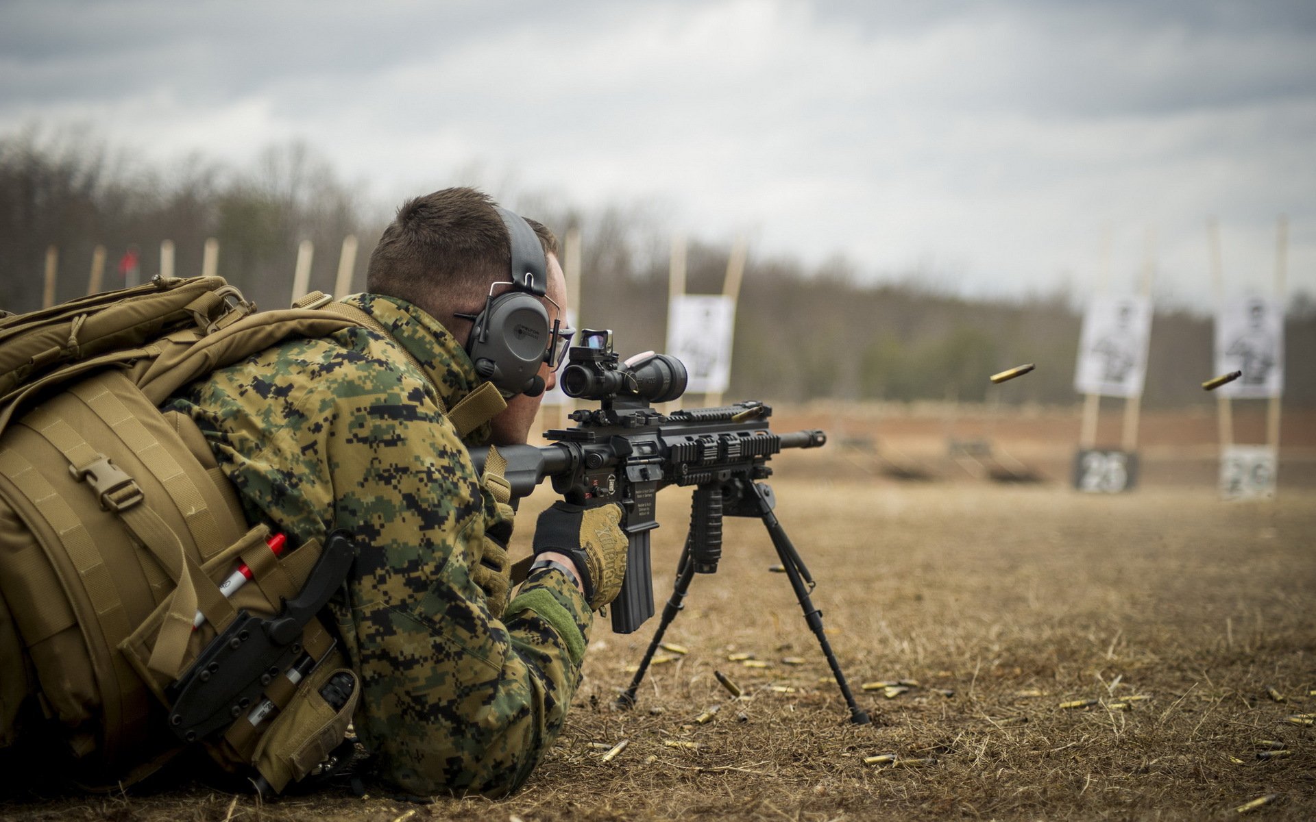 cuerpo de marines de los estados unidos m27 soldado