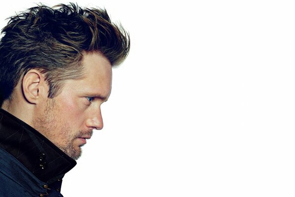 Photoshoot Alexander Skarsgard homme du monde