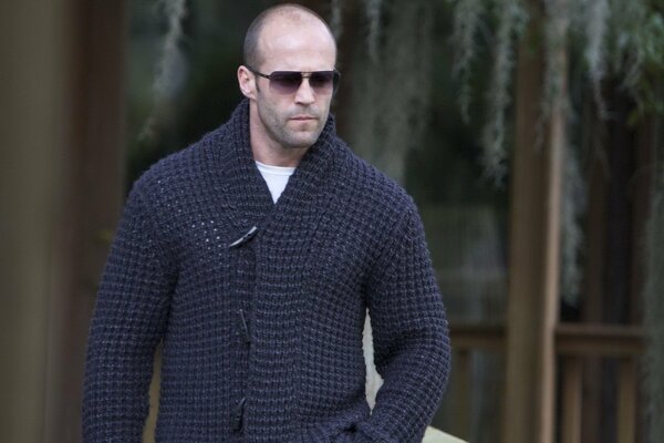 Wie stylisch die Brille von Jason statham aussieht