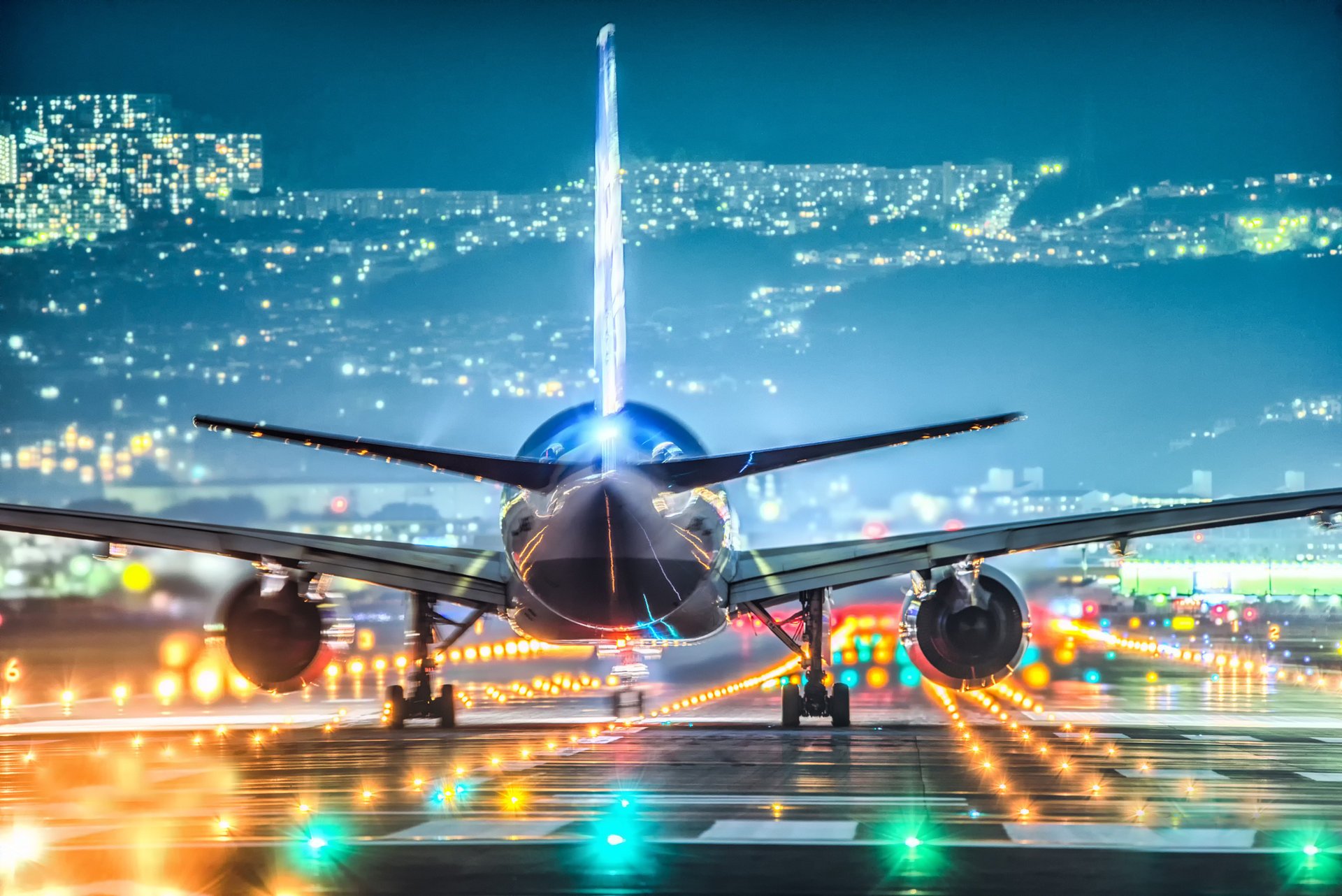 vzletka night city airport the plane landing