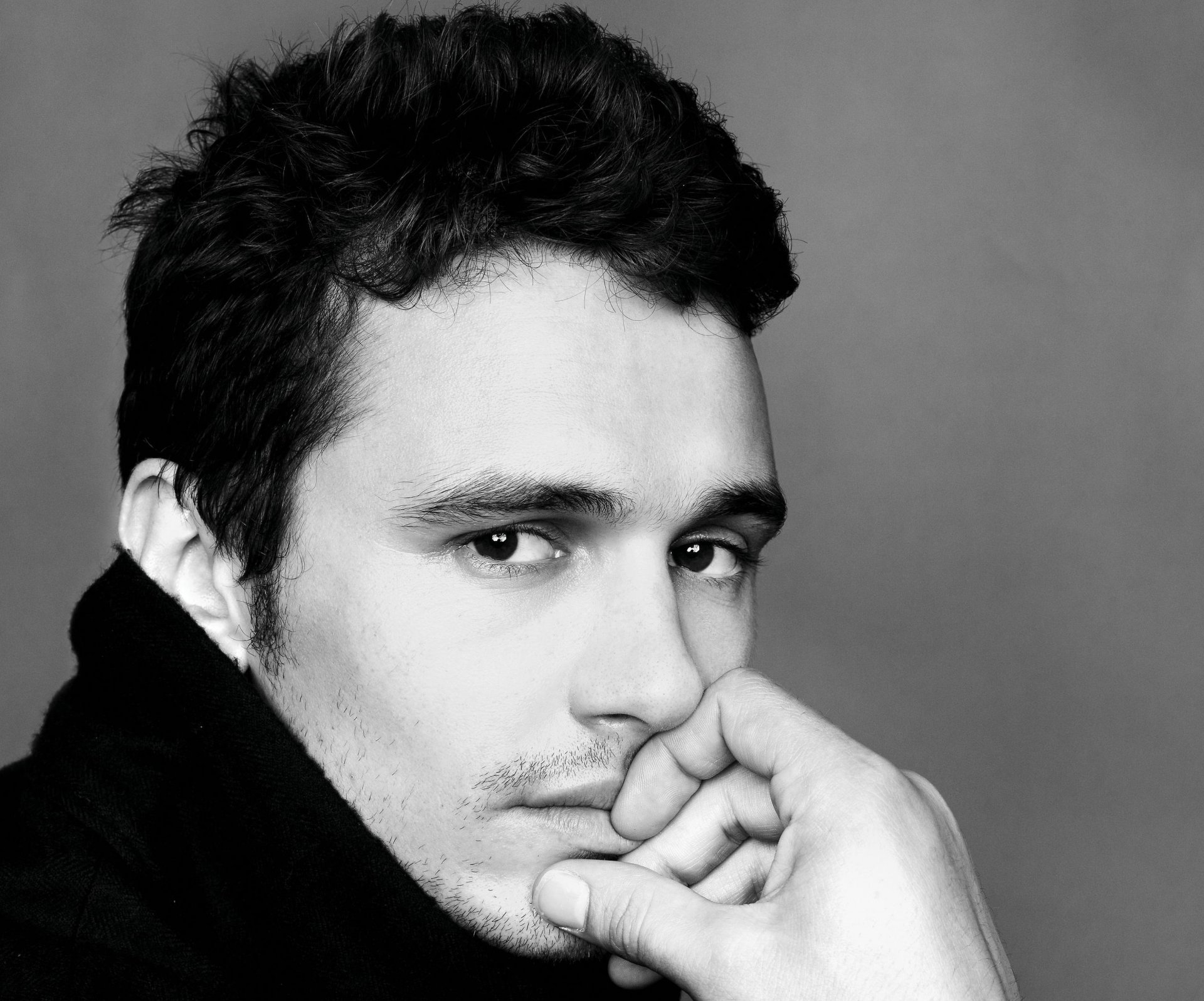 james franco acteur homme noir et blanc