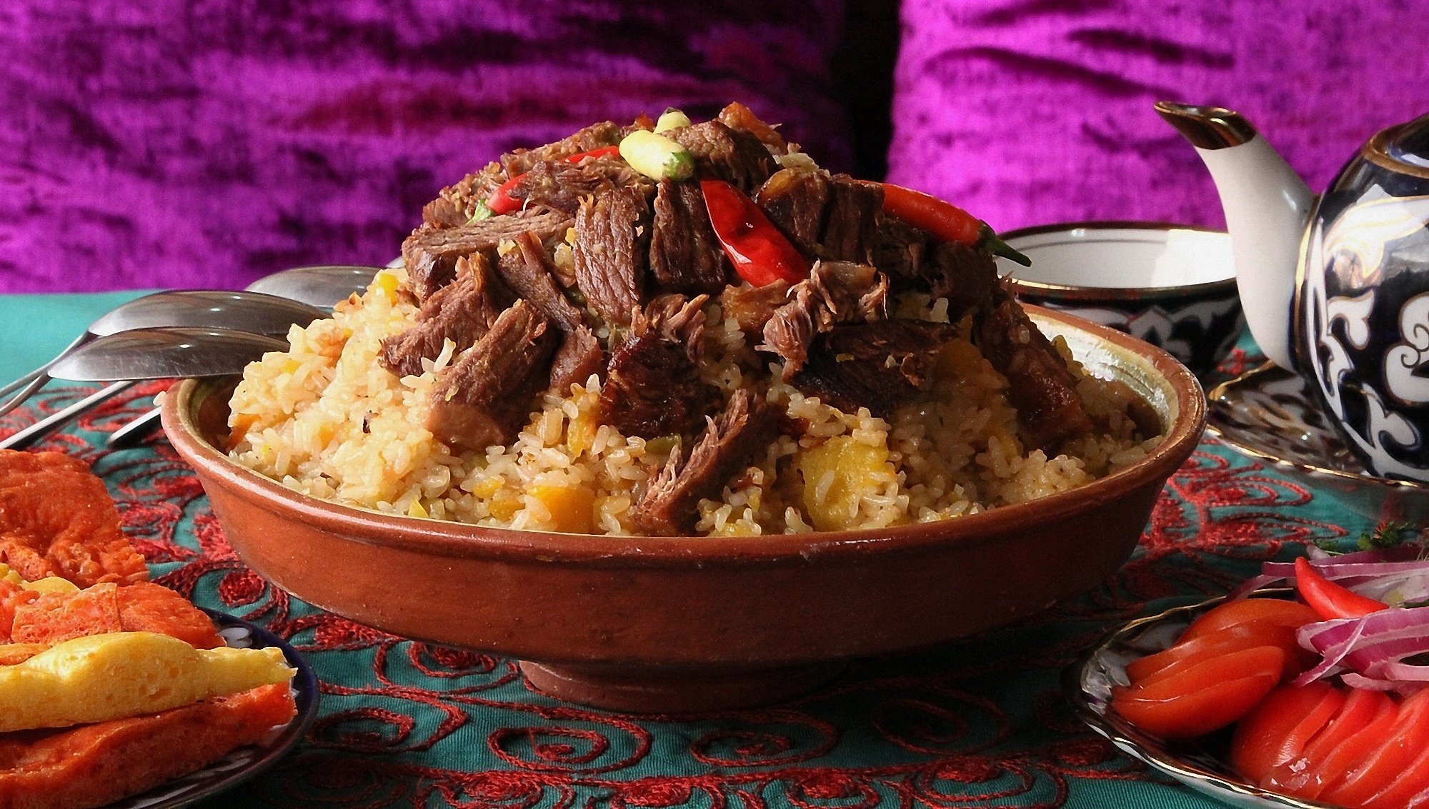 pilaf carne uzbekistán delicioso