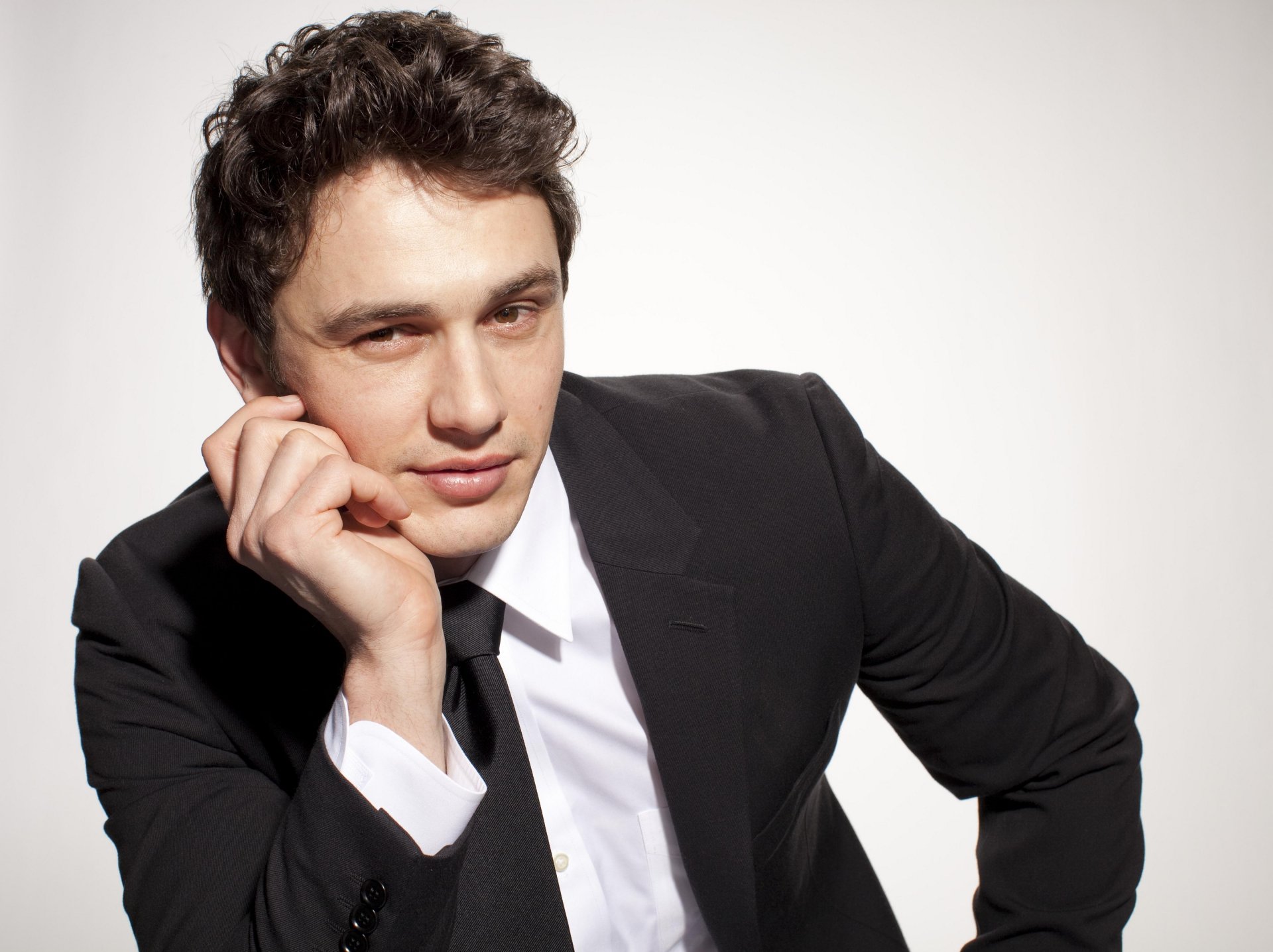 james franco schauspieler regisseur mann aussehen anzug hemd