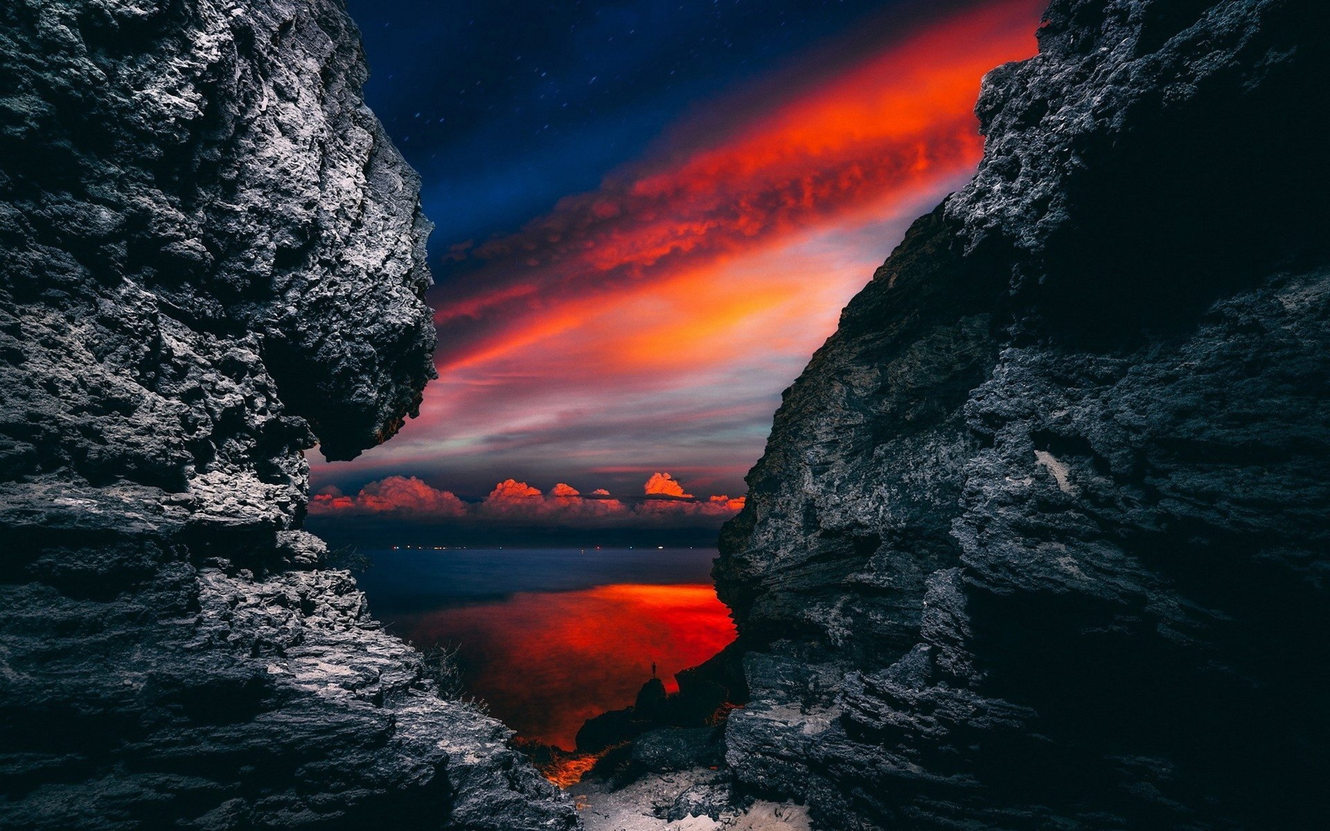 costero fondo noche cielo rocas nubes frío montañas