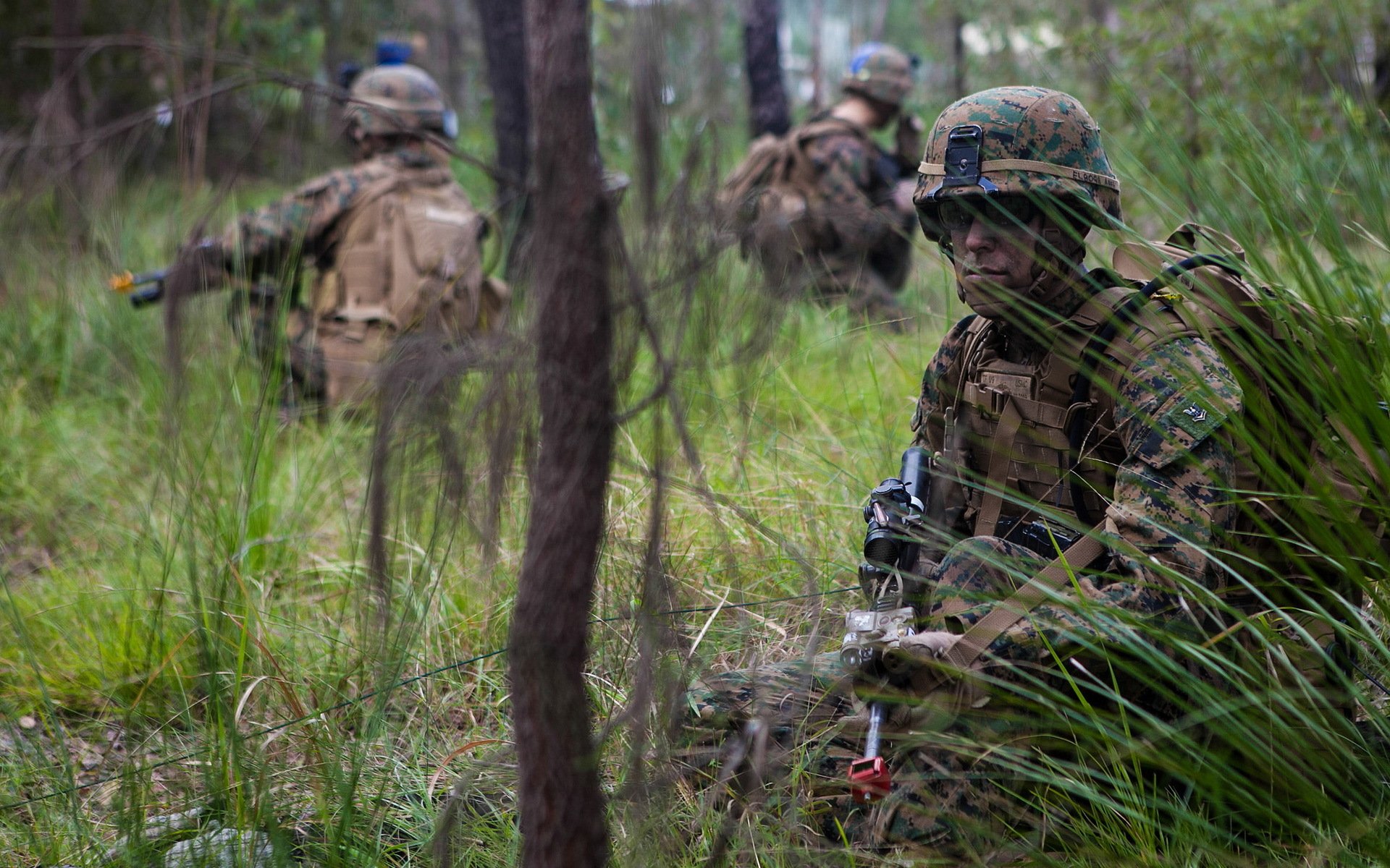 corpo dei marines degli stati uniti soldati armi