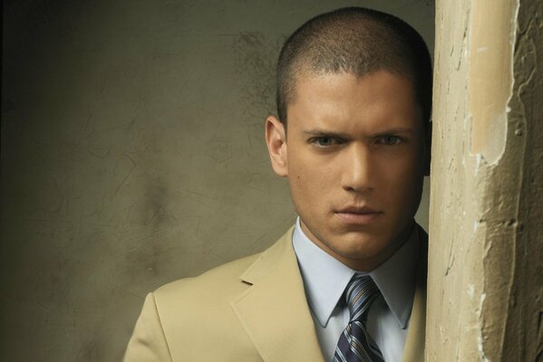 Wentort Miller acteur et son beau regard