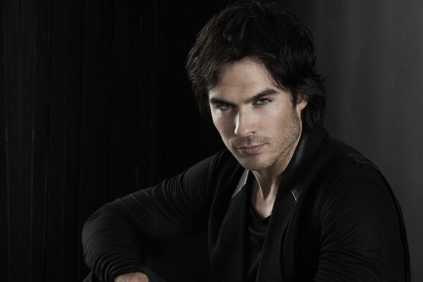 Ian Somerhalders dunkler Blick des Schauspielers der Vampir-Diaries-Serie