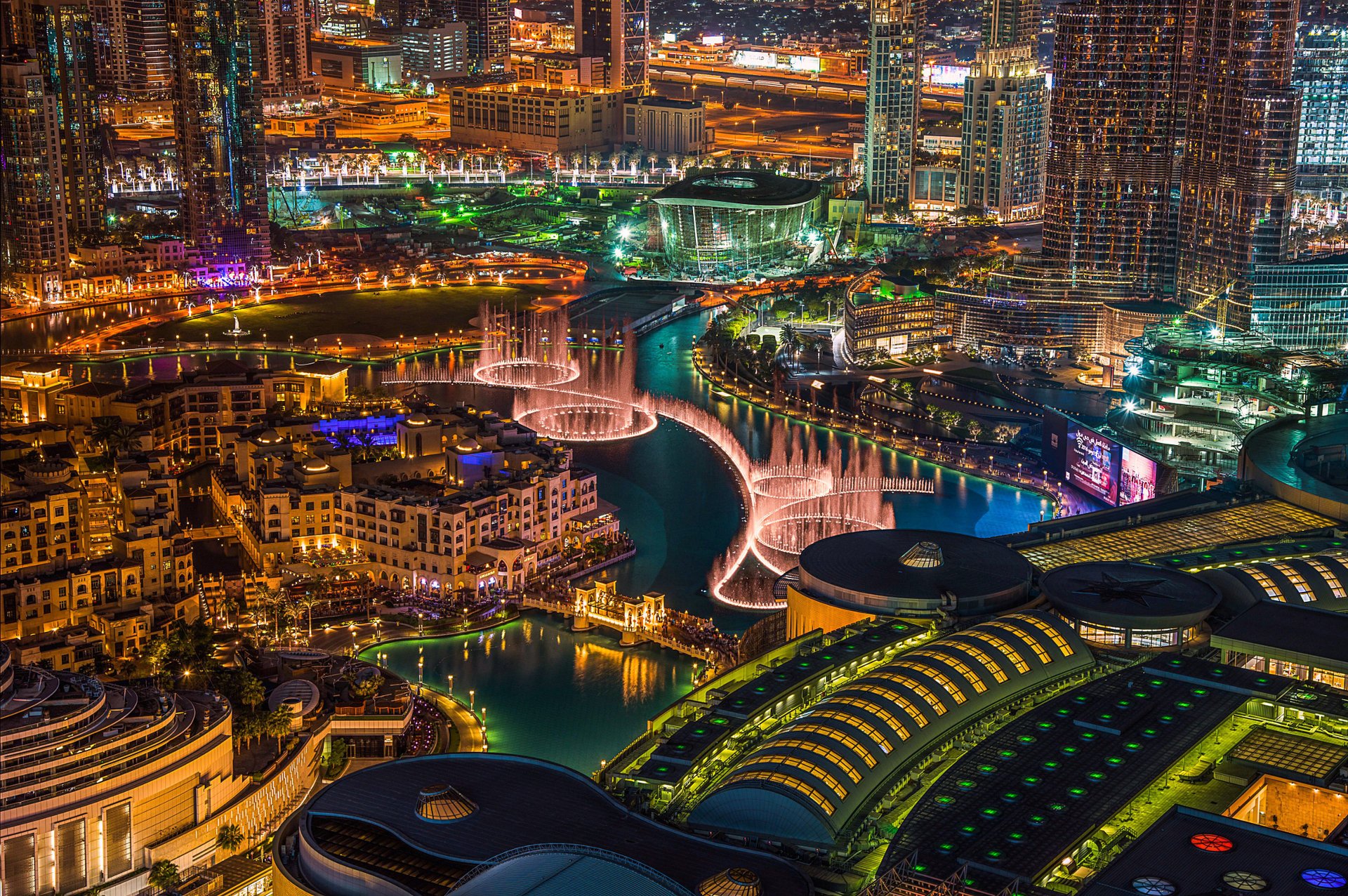 ciudad de la noche dubai emiratos árabes unidos noche luces fuente