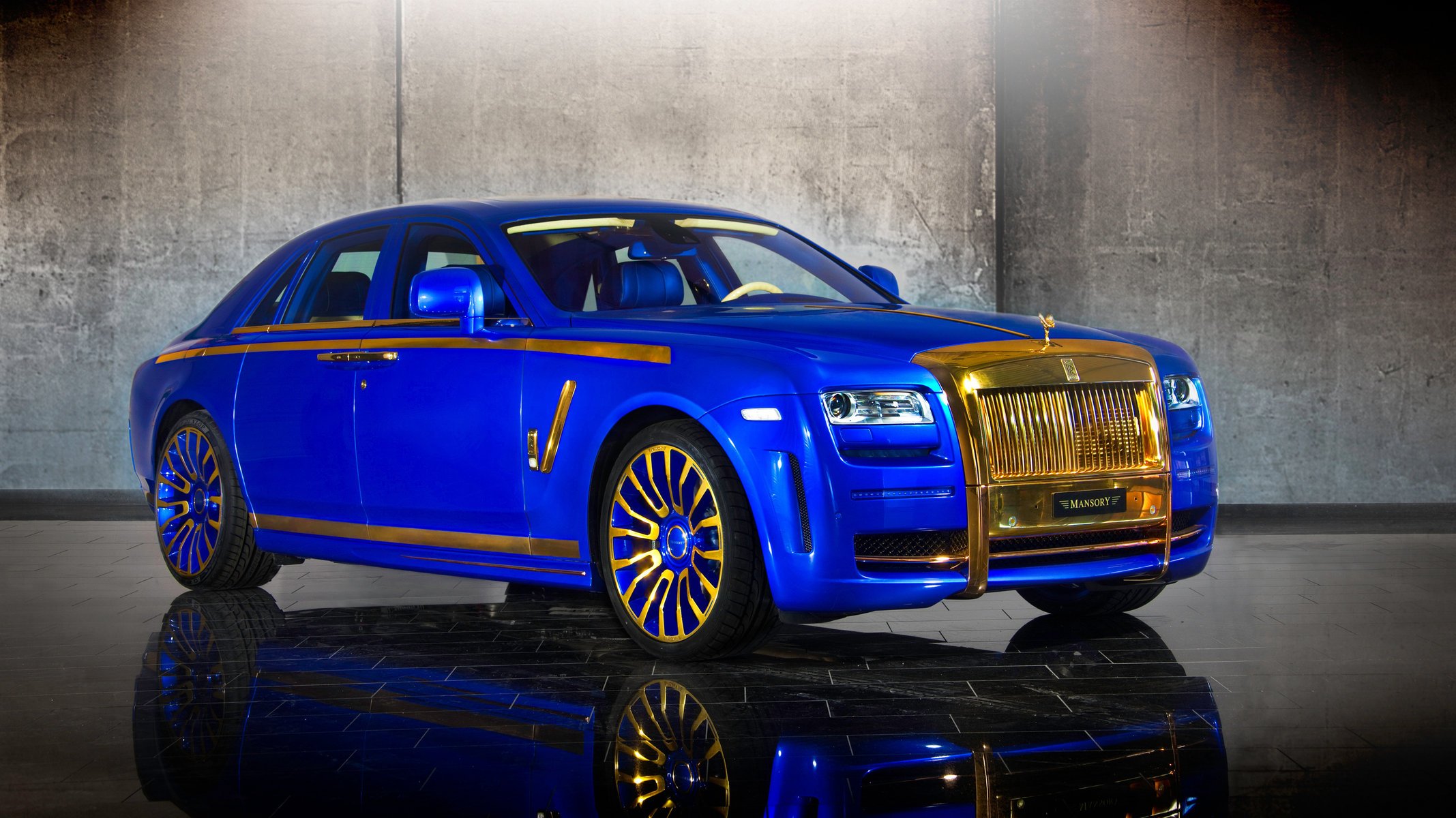 rolls-royce mansory ghost niebieski luksus