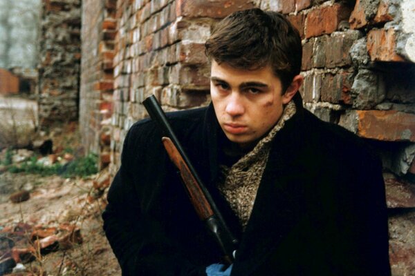 Sergei bodrov dans le film Brother