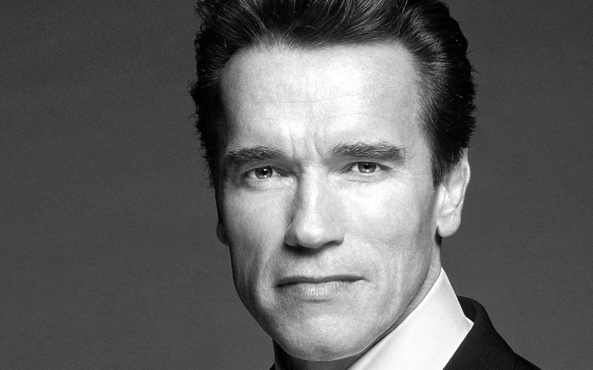 arnold schwarzenegger governor black and white