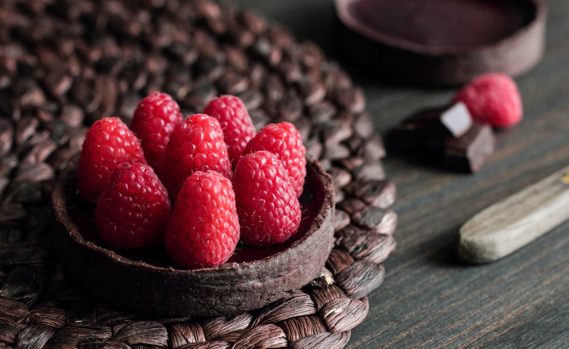 chocolate raspberry tart cake raspberry berrie