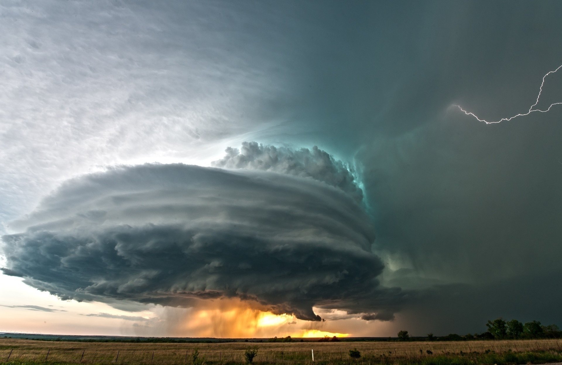 dangerous nature hurricane storm beautiful cyclone lightning