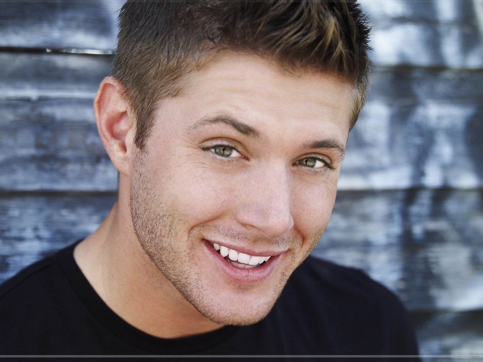 jensen série télévisée surnaturel