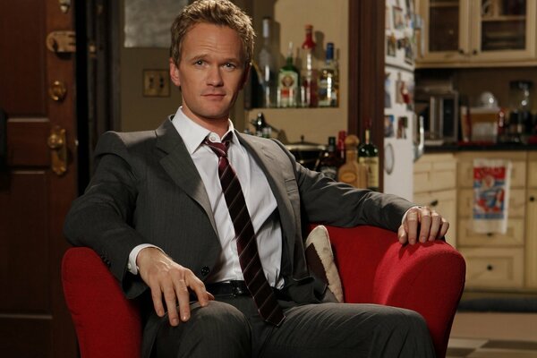 El actor Patrick Harris en la silla roja