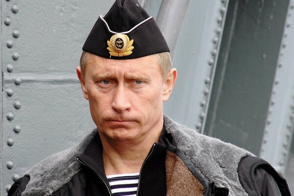 Präsident Wladimir Putin in Uniform