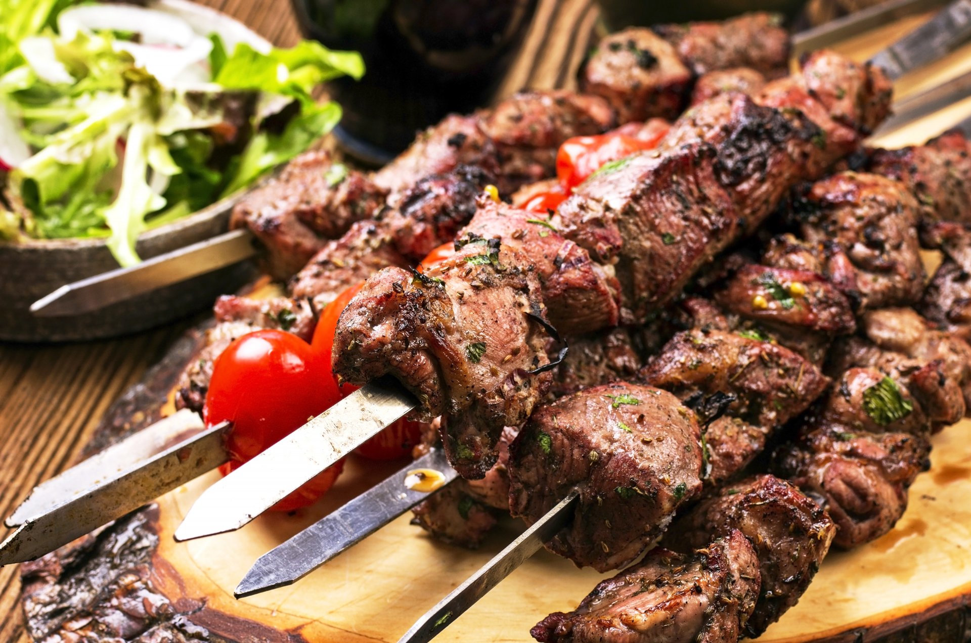 carne tomates kebab