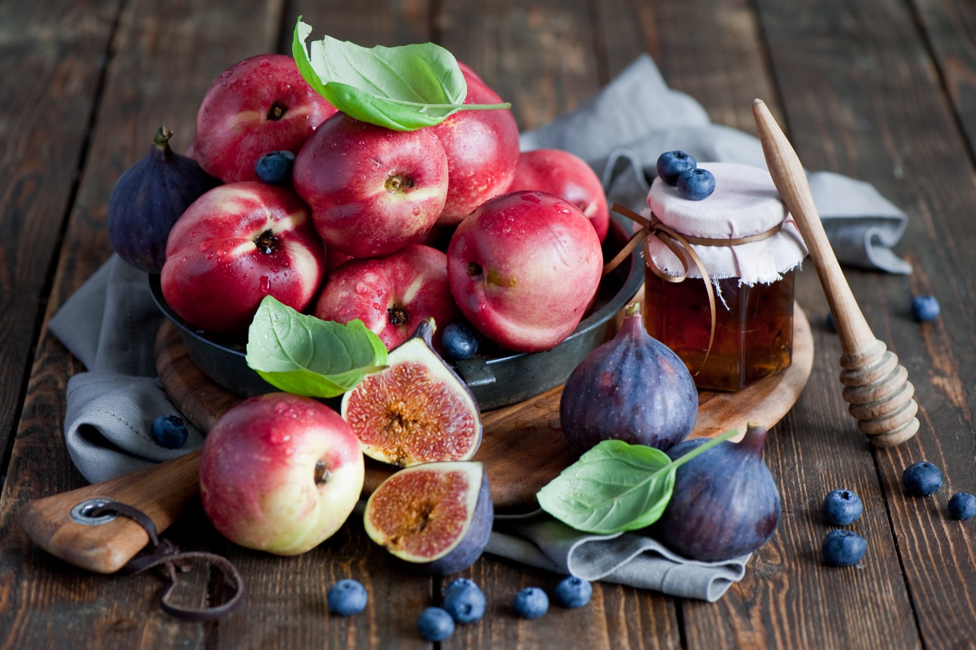 frutas bayas nectarinas higos arándanos