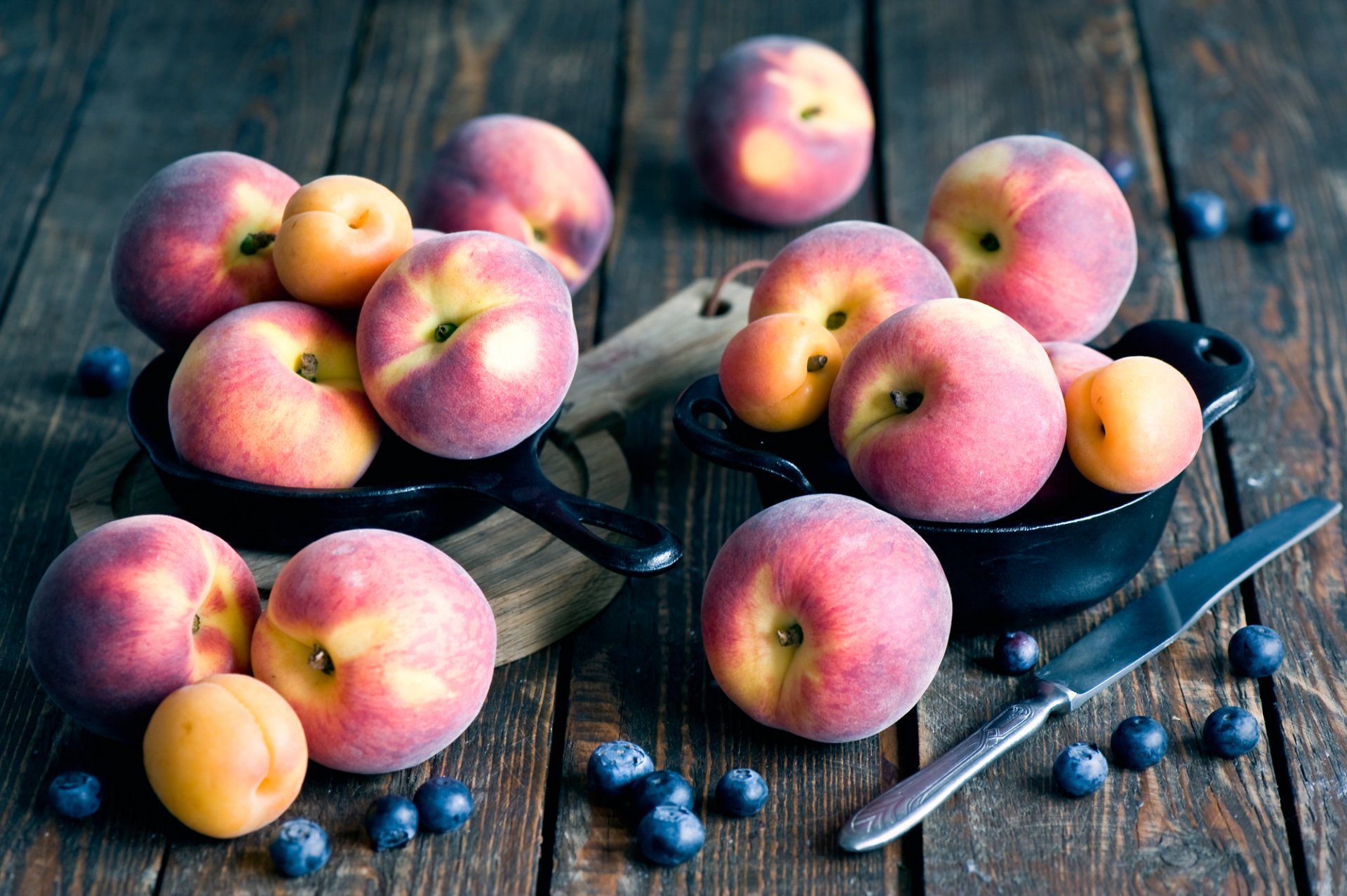 albaricoques melocotones arándanos frutas bayas