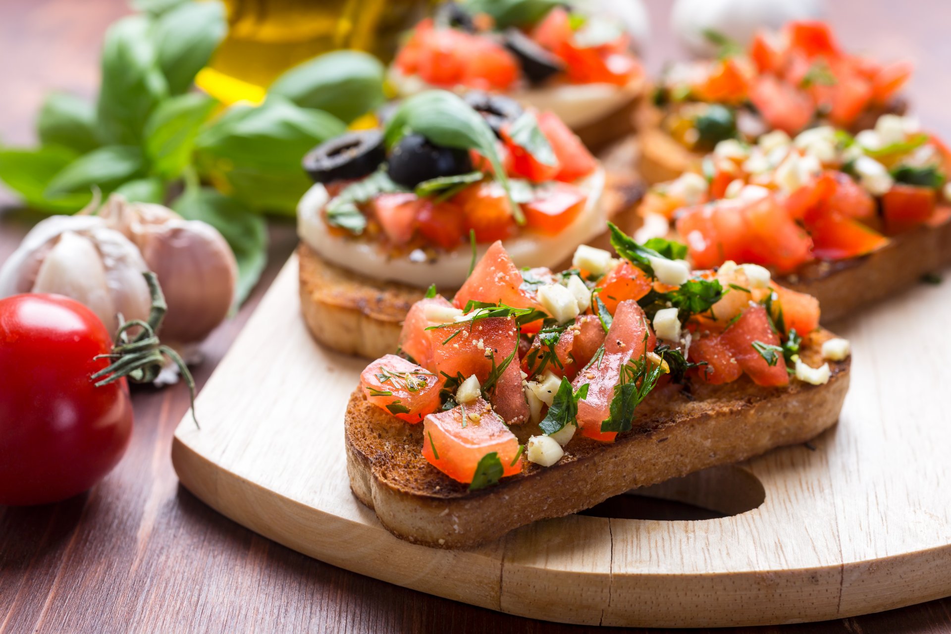 sandwichs tomates légumes verts olives ail