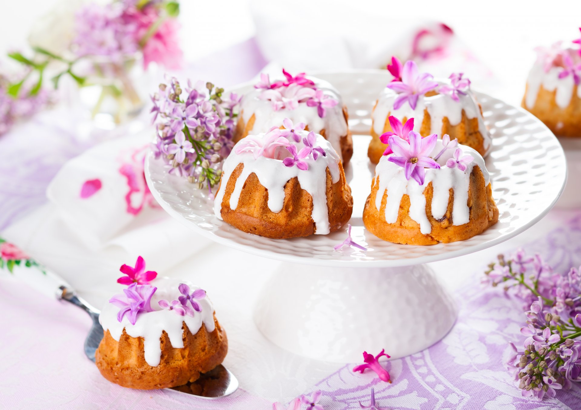 lilas baba au rhum fleurs