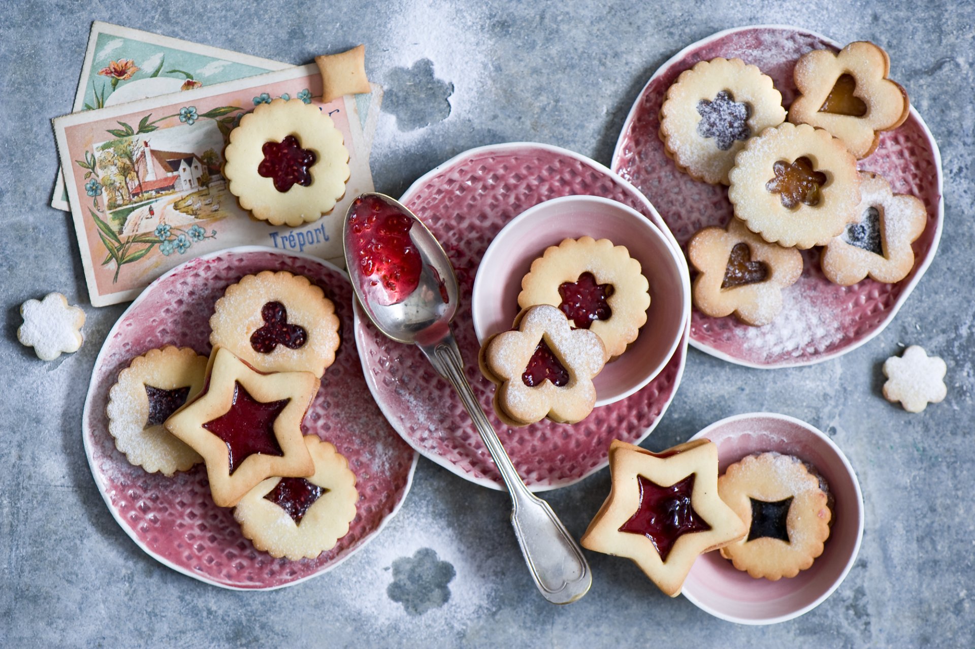 biscuits biscuits confiture vaisselle cuillère hiver nature morte vacances noël