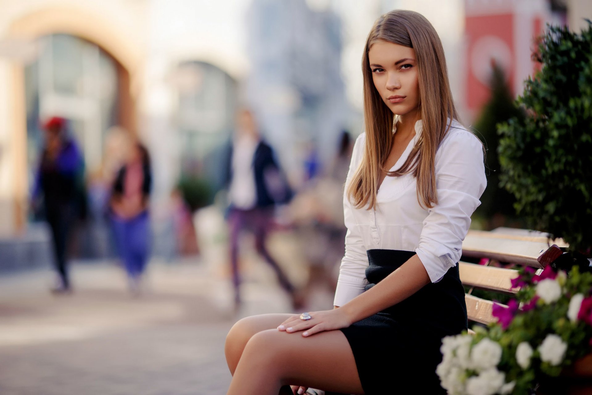 julia portrait view street walk moscow