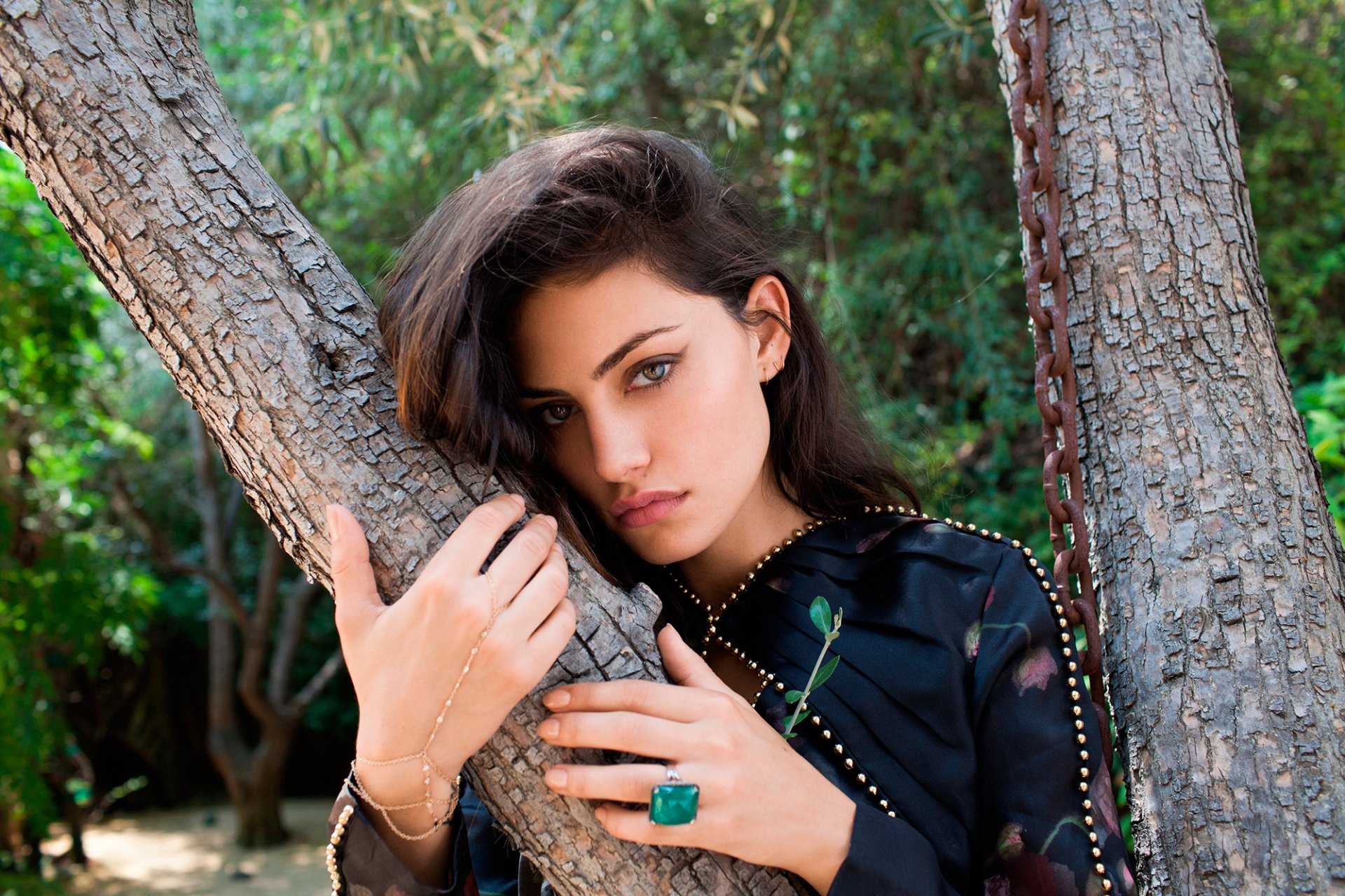 phoebe tonkin servizio fotografico influenza