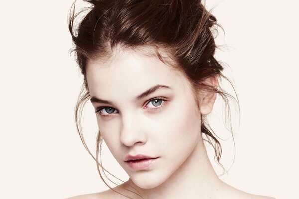 Model Barbara Palvin with beautiful eyes