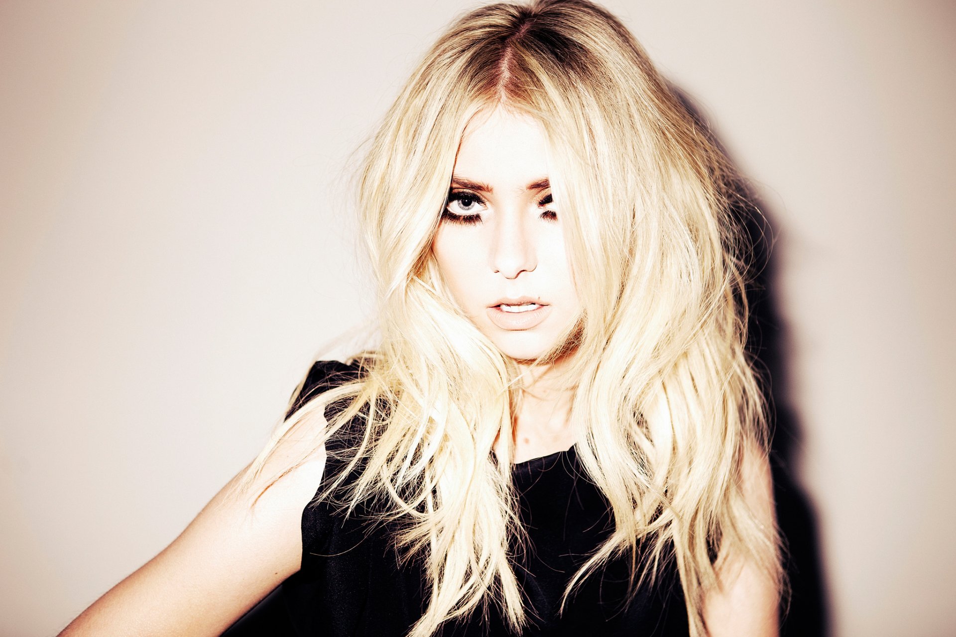 taylor momsen fotoshooting magazin fiasko