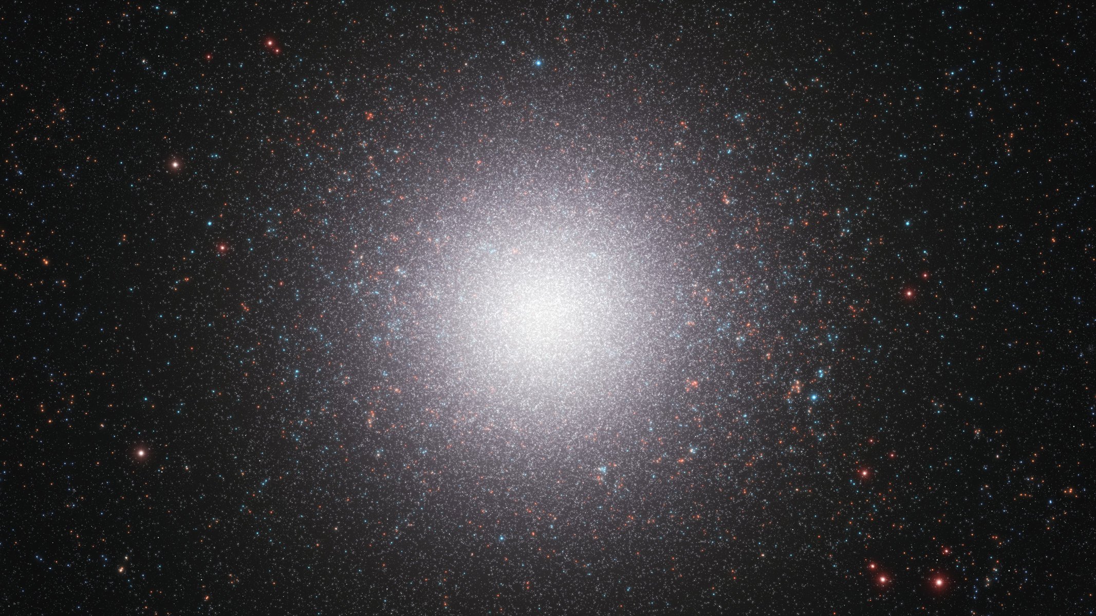 omega centauri globular cluster in the constellation