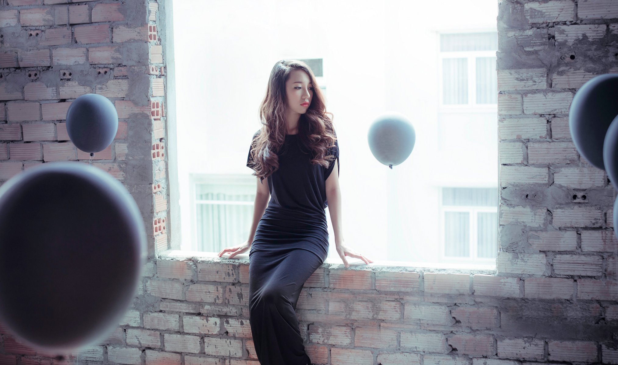 ragazza orientale palle sguardo vestito