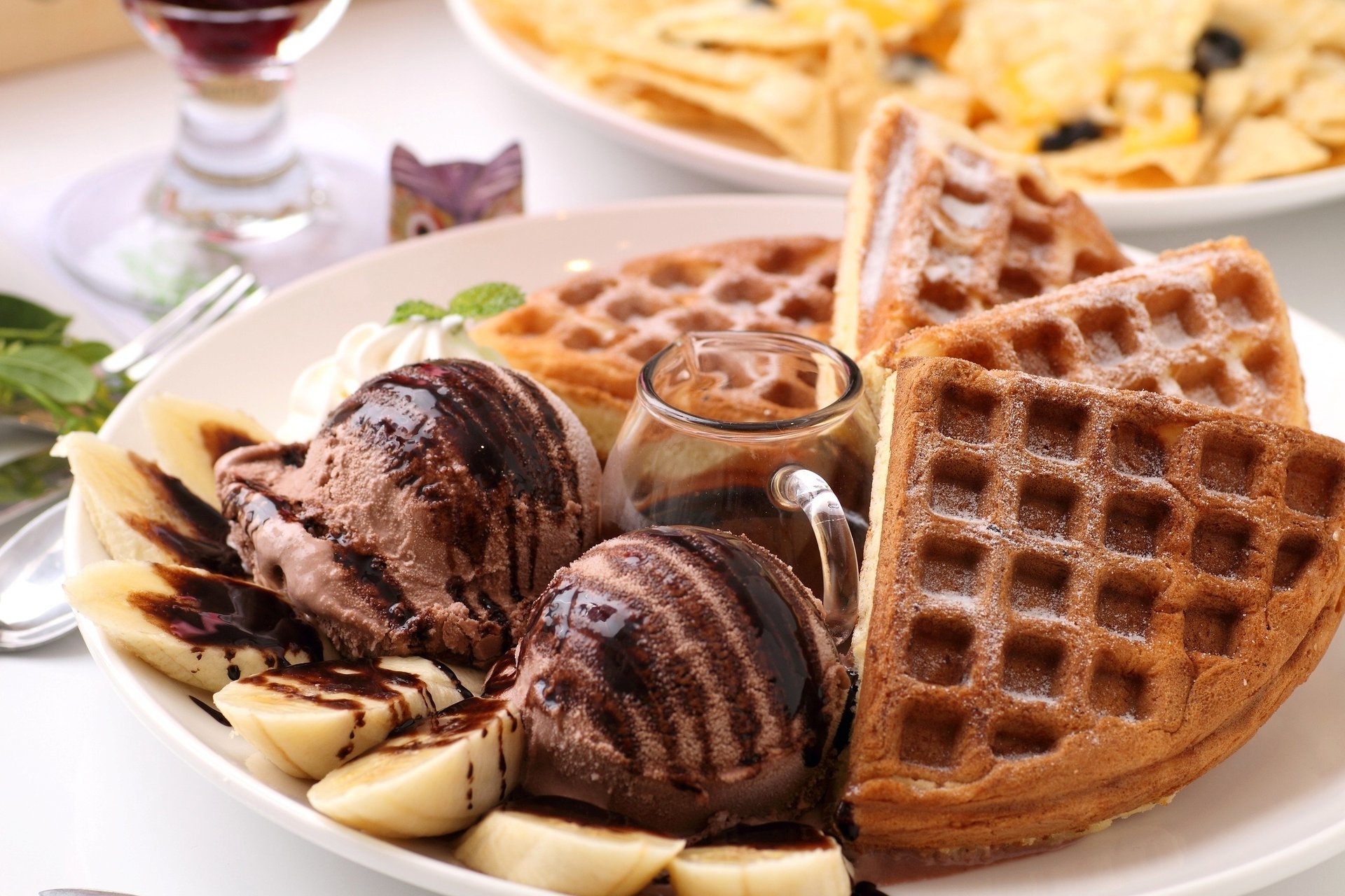 gofres comida chocolate postre helado dulce plátanos