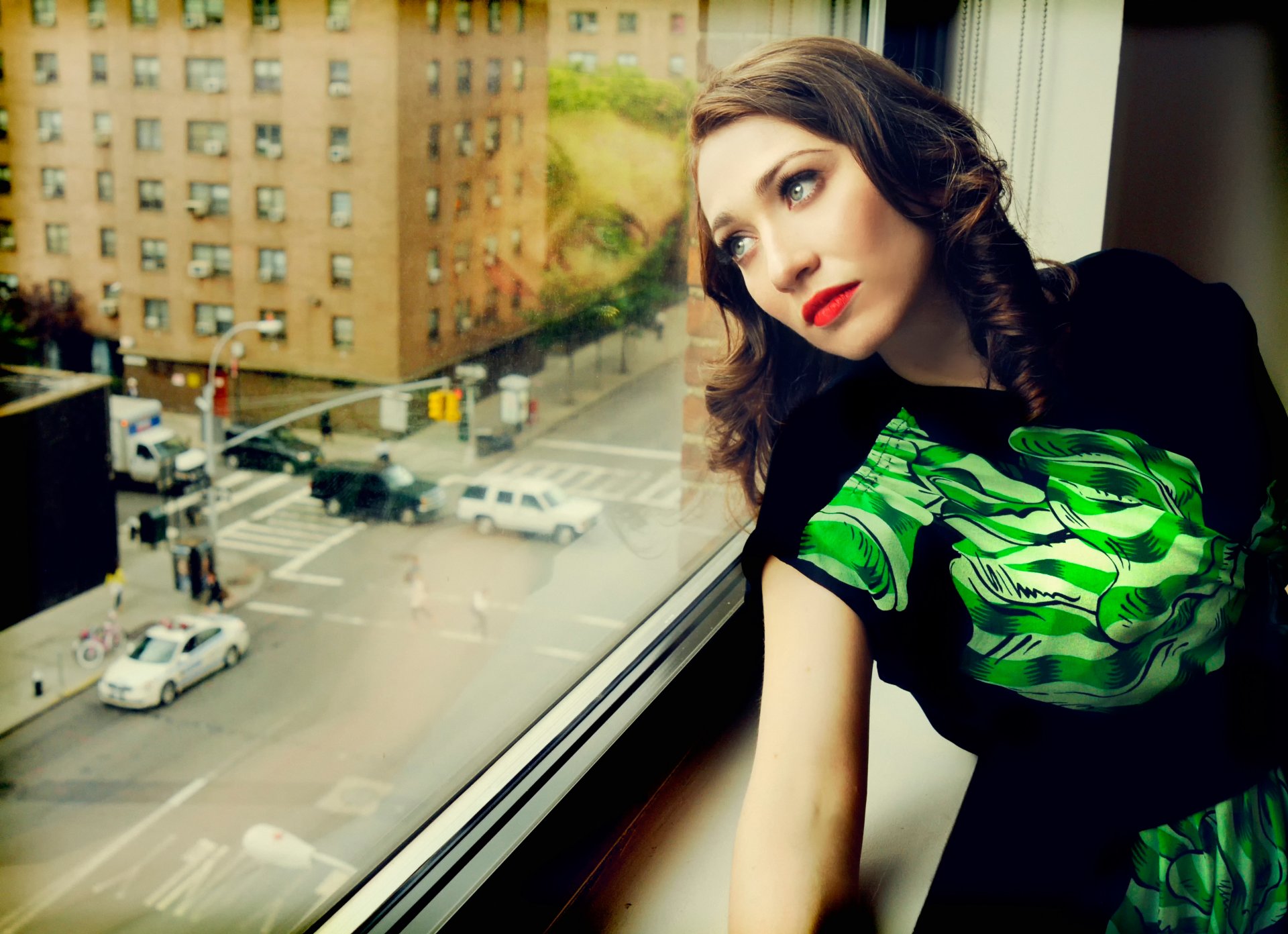 regina spector amerykańska piosenkarka pianistka instrumenty klawiszowe gitara gitara basowa anty folk awangardowy rock pop indie rock barokowy pop jazz indie pop
